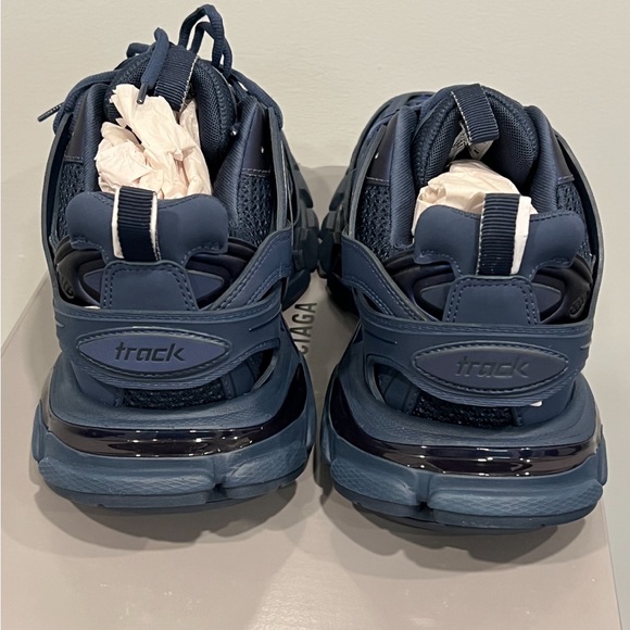 AUTH BALENCIAGA MEN TRACK SNEAKER SIZE 9 42 - Picture 2 of 4